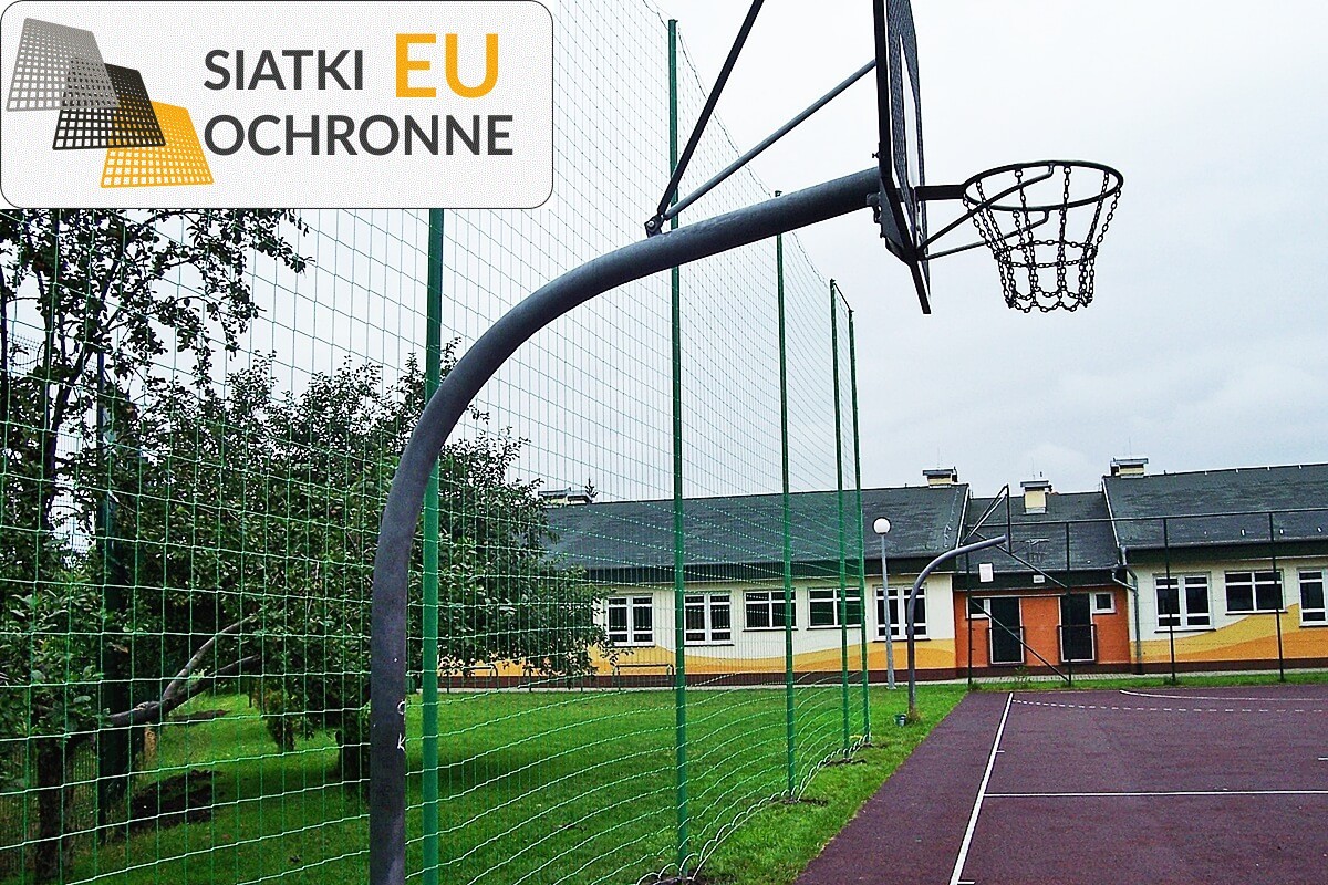 Bezpieczne siatki sznurkowe na boisko szkolne SiatkiOchronne.eu - Bezpieczne siatki sznurkowe na boisko szkolne