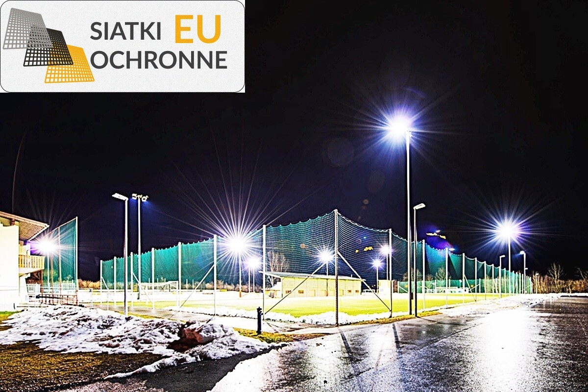   SiatkiOchronne.eu - Siatka zapobiegająca utracie piłki na boisku typu orlik 