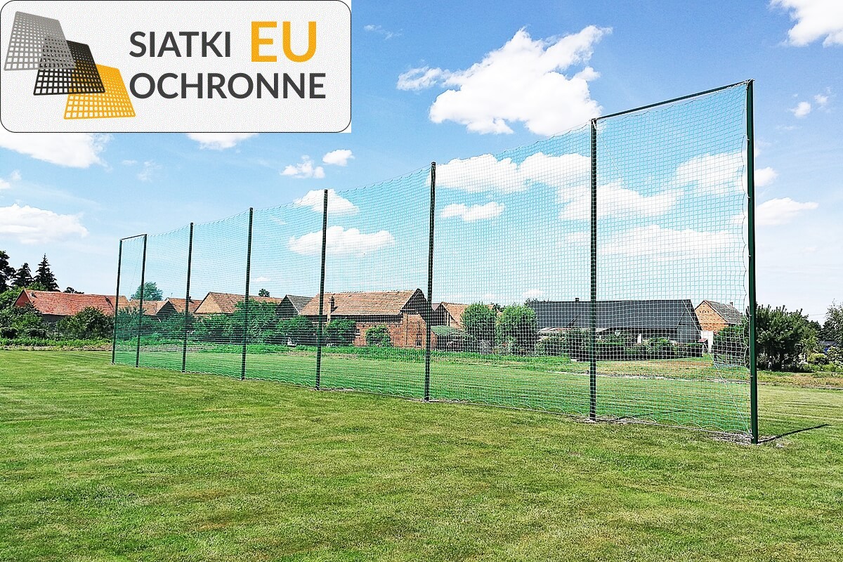   SiatkiOchronne.eu - Zabezpieczająca siatka na piłkę uniemożliwiająca ucieczkę 