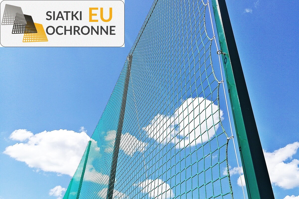   SiatkiOchronne.eu - Zabezpiecz swoje boisko - najwyższej jakości siatki piłkochwytne 