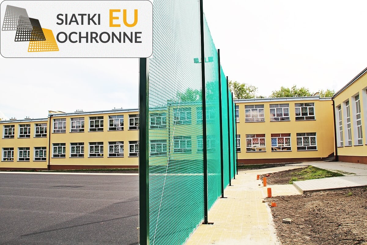 Siatki i piłkochwyty sznurkowe dla boiska piłkarskiego SiatkiOchronne.eu - Siatki i piłkochwyty sznurkowe dla boiska piłkarskiego