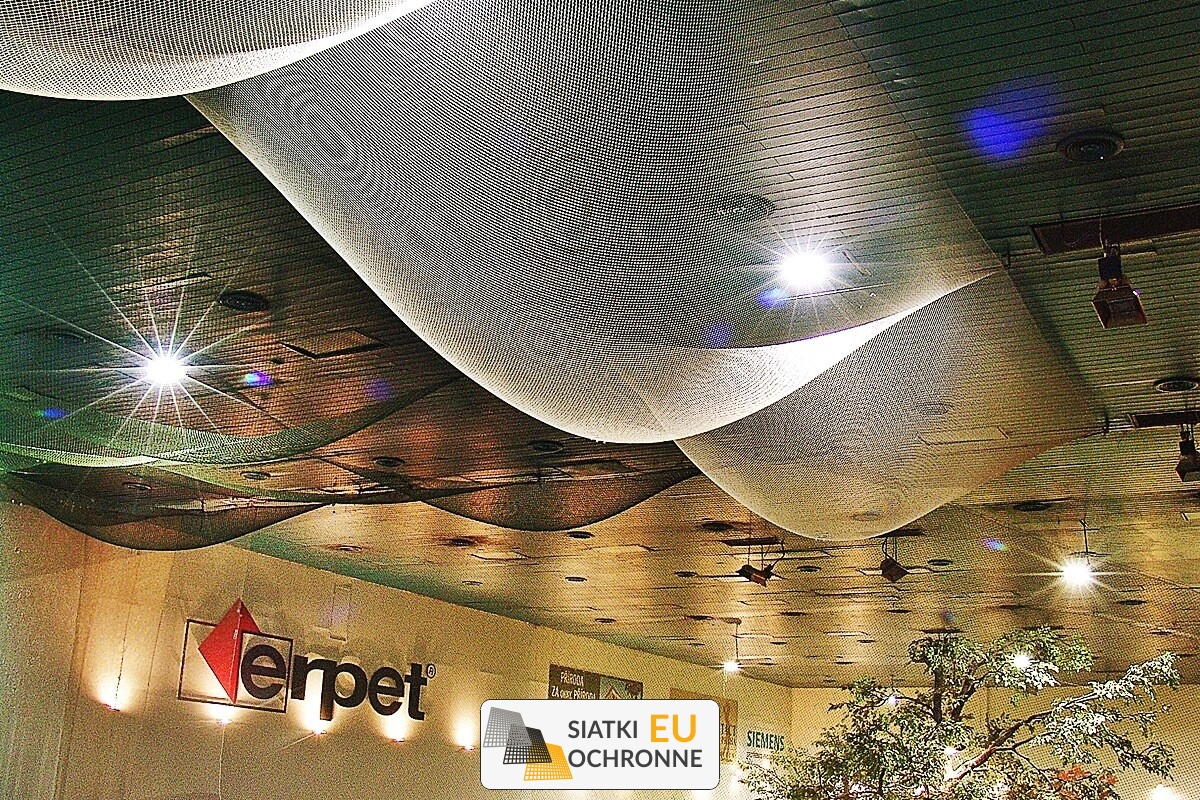 Małe oczko - siatka polipropylenowa na pole golfowe SiatkiOchronne.eu - Małe oczko - siatka polipropylenowa na pole golfowe