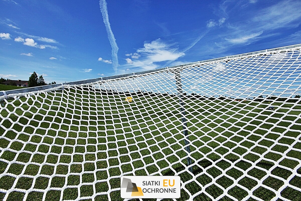   SiatkiOchronne.eu - Zabezpiecz swoje pole golfowe wytrzymałymi siatkami sznurkowymi 