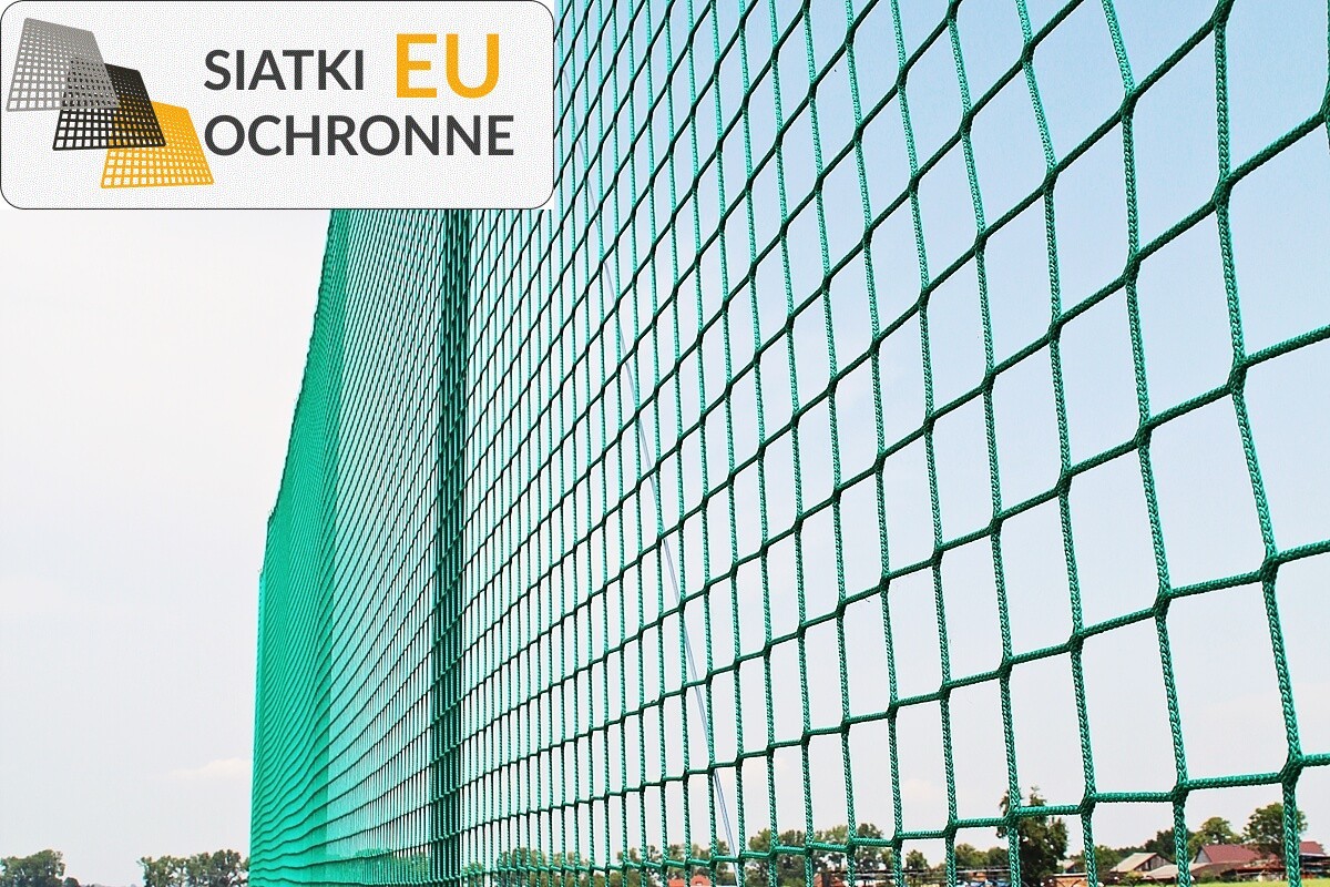 Siatkowy Zabezpieczający Ekran o Wysokości 4 metrów z Siatki o Rozmiarach 4,5x4,5 cm Grubości 3 mm SiatkiOchronne.eu - Siatkowy Zabezpieczający Ekran o Wysokości 4 metrów z Siatki o Rozmiarach 4,5x4,5 cm Grubości 3 mm