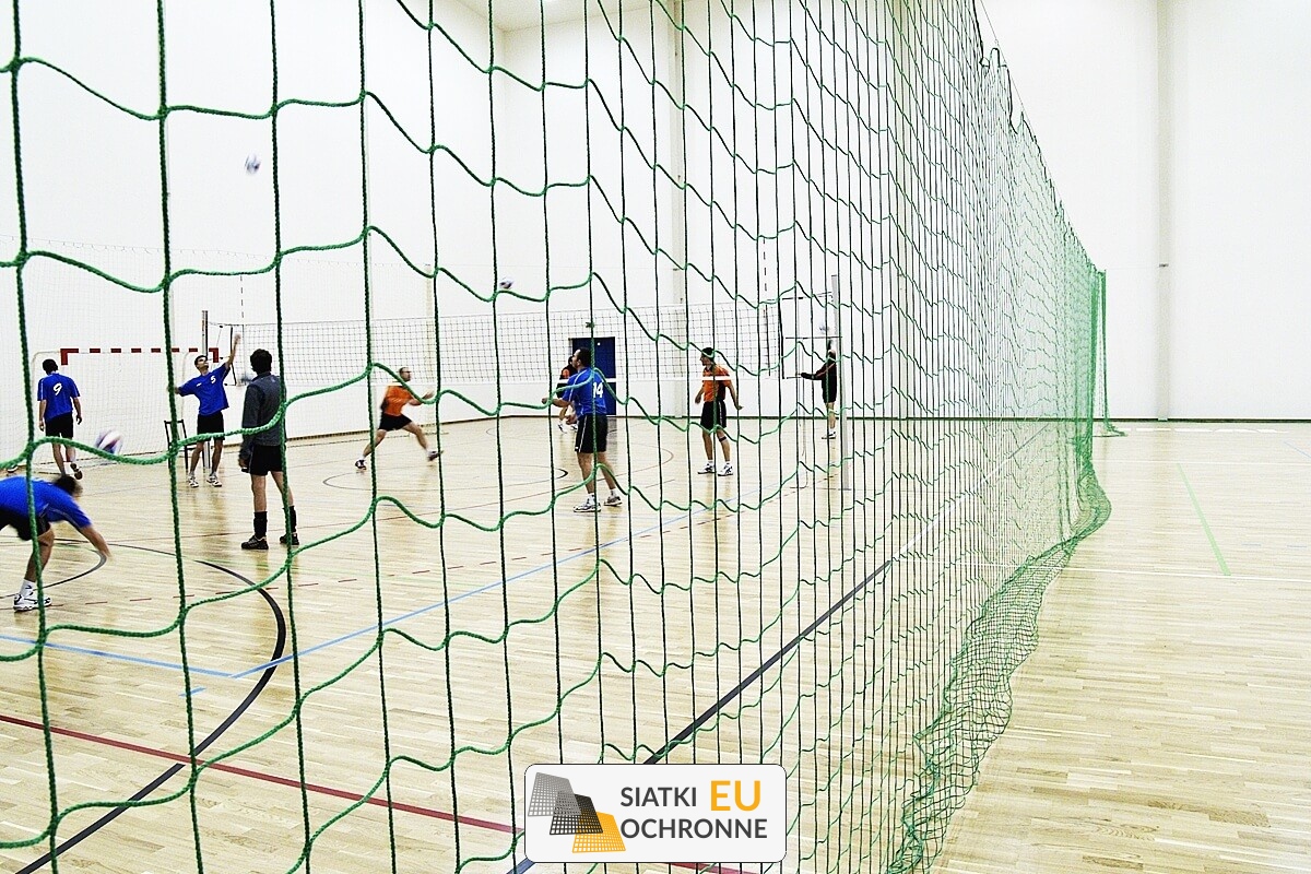  SiatkiOchronne.eu - Siatki dzielące na hale 