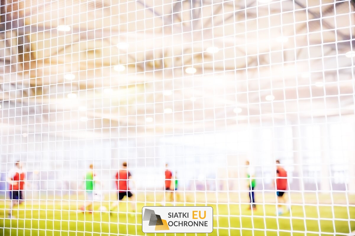  SiatkiOchronne.eu - Siatki dzielące na hale sportowe - Kotary dzieląca hale sportową 