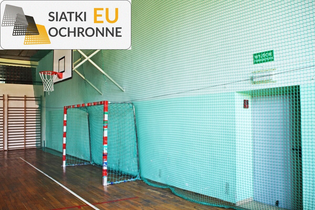 Wzmacniająca Ścianę Siatka w Hali Sportowej SiatkiOchronne.eu - Wzmacniająca Ścianę Siatka w Hali Sportowej