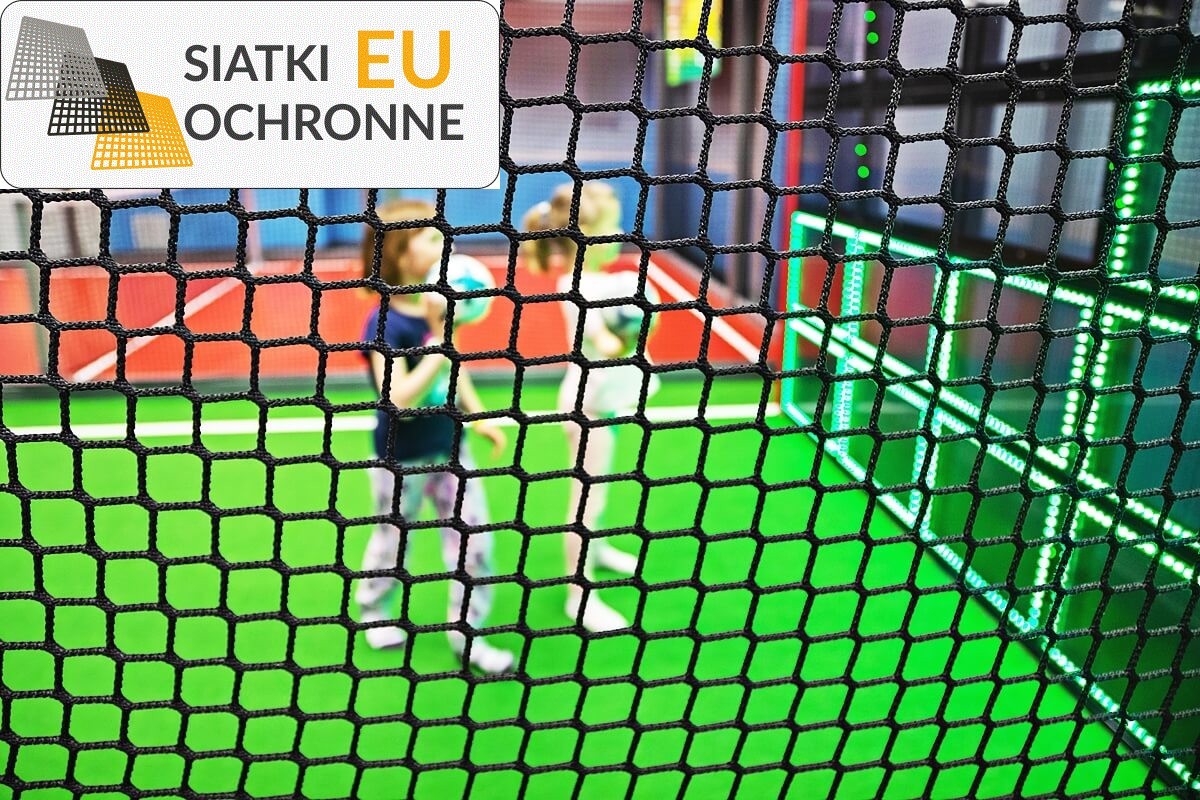 Bezpieczne siatki ochronne dla hal sportowych i sal gimnastycznych SiatkiOchronne.eu - Bezpieczne siatki ochronne dla hal sportowych i sal gimnastycznych