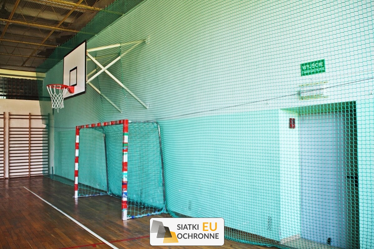   SiatkiOchronne.eu - Wytrzymała siatka sznurkowa do montażu w sufitach hal sportowych 