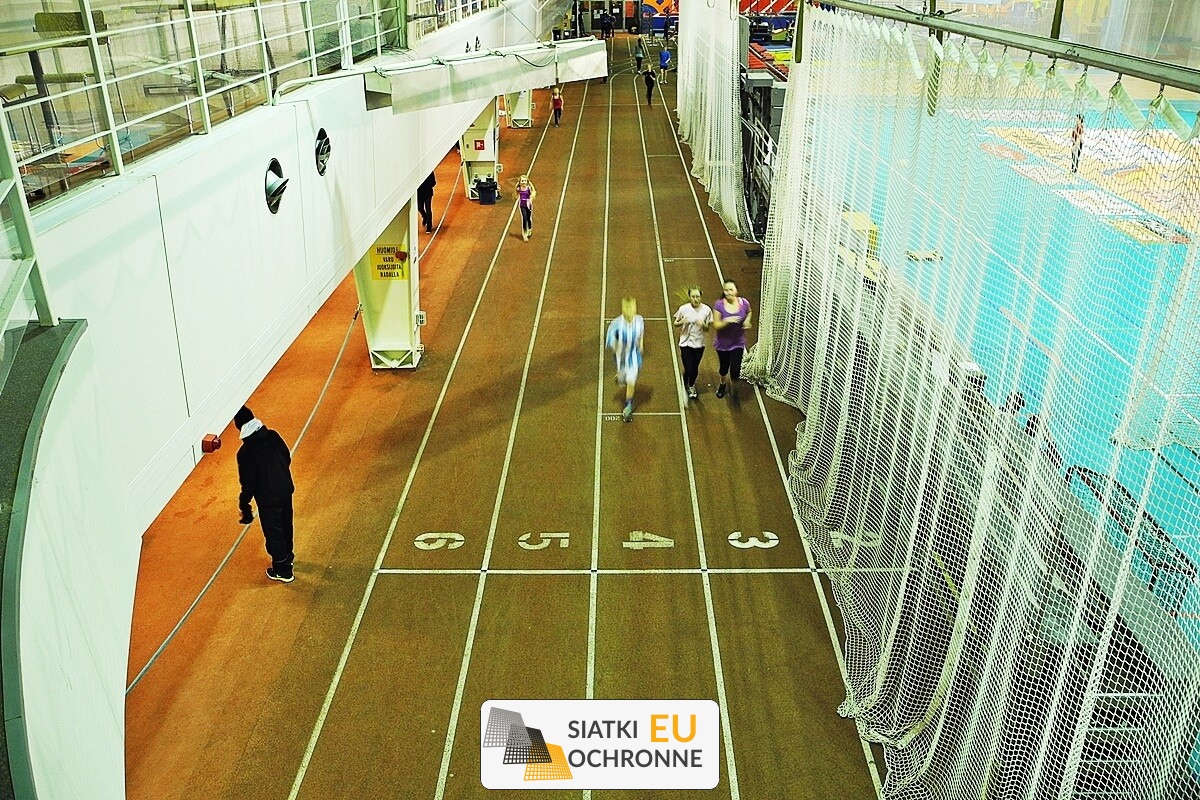 Siłownia na suficie: tania i sportowa siatka SiatkiOchronne.eu - Siłownia na suficie: tania i sportowa siatka