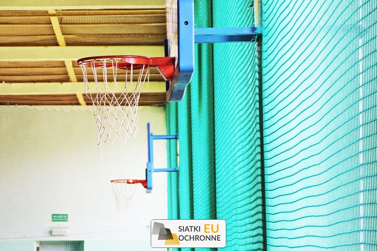 Zabezpieczenie obiektów sportowych za pomocą specjalistycznej siatki SiatkiOchronne.eu - Zabezpieczenie obiektów sportowych za pomocą specjalistycznej siatki