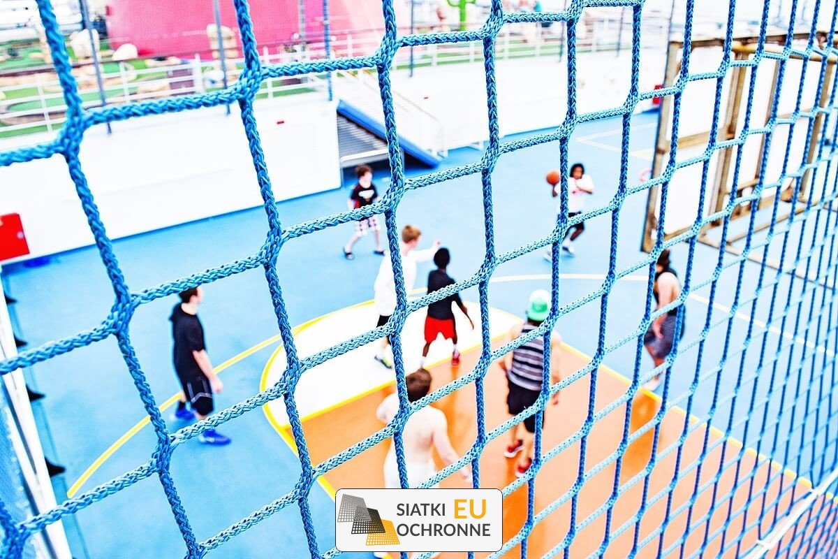   SiatkiOchronne.eu - Zabezpiecz swoją halę sportową siatką sznurkową 