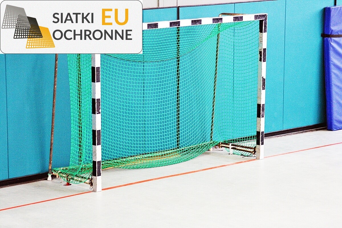 Siatka sznurkowa o grubości 2 mm z oczkami 2x2 cm, idealna dla miłośników sportów zespołowych SiatkiOchronne.eu - Siatka sznurkowa o grubości 2 mm z oczkami 2x2 cm, idealna dla miłośników sportów zespołowych