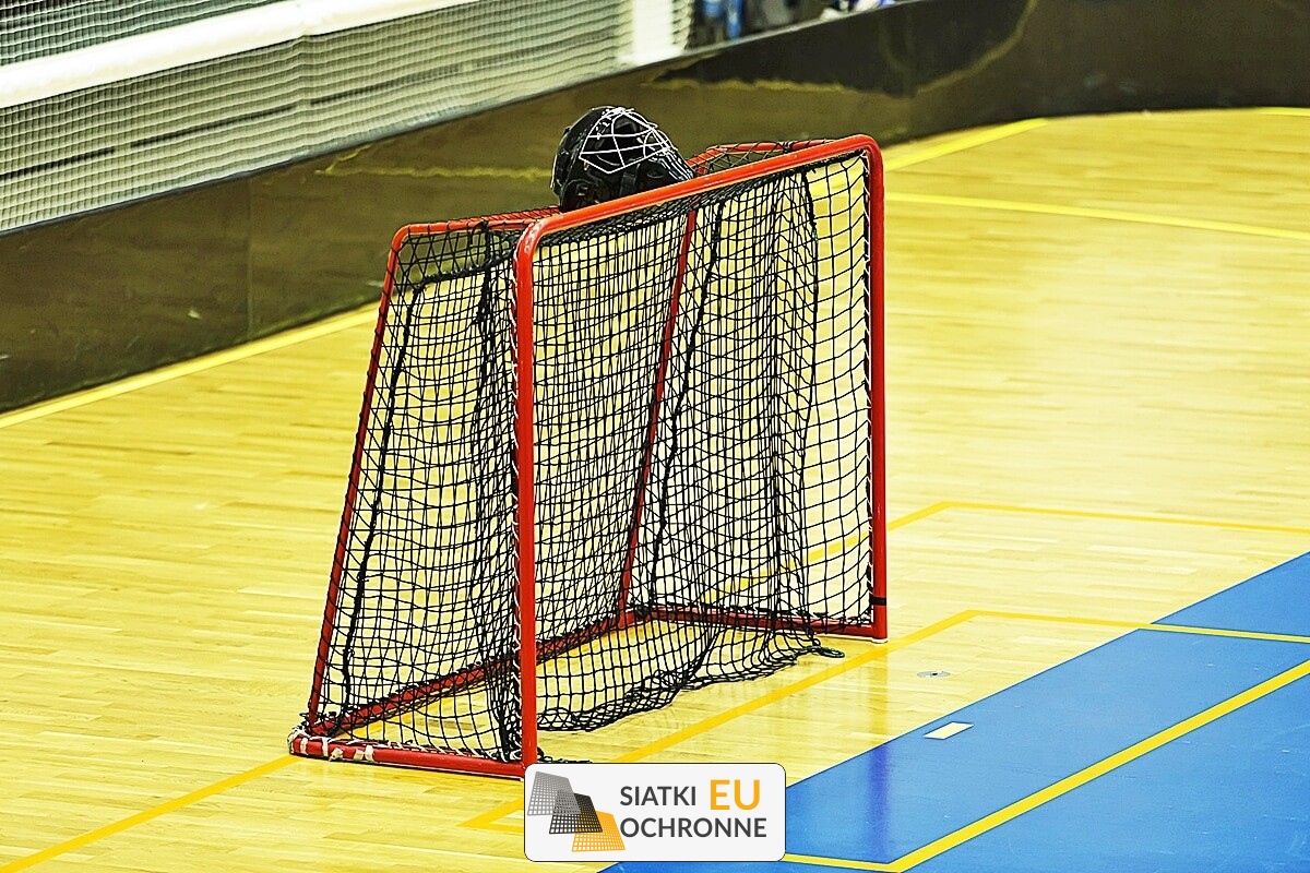 Siatka bramkarska na wymiar bramki Siatki na sportowe bramki Oczko siatki 10x10cm Grubość siatki 4mm SiatkiOchronne.eu - Siatka bramkarska na wymiar bramki Siatki na sportowe bramki Oczko siatki 10x10cm Grubość siatki 4mm