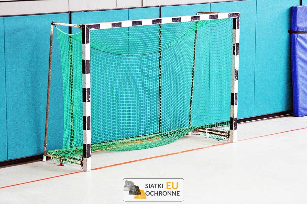 Siatki na bramki Siatka do bramek sportowych Oczko siatki 8x8cm Grubość siatki 5mm SiatkiOchronne.eu - Siatki na bramki Siatka do bramek sportowych Oczko siatki 8x8cm Grubość siatki 5mm