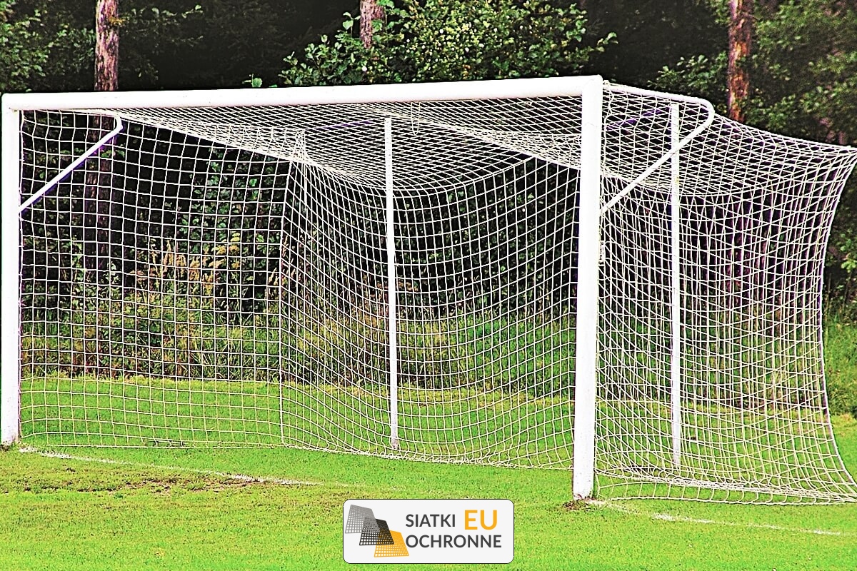 Siatka dla bramek sportowych o oczku 10x10cm i grubości 3mm SiatkiOchronne.eu - Siatka dla bramek sportowych o oczku 10x10cm i grubości 3mm
