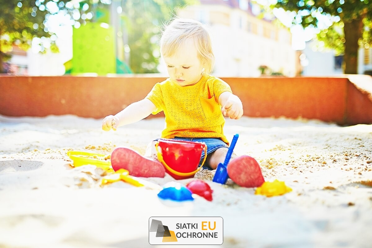   SiatkiOchronne.eu - Innowacyjne ogrodzenie bezpieczeństwa dla dzieci na kemping 