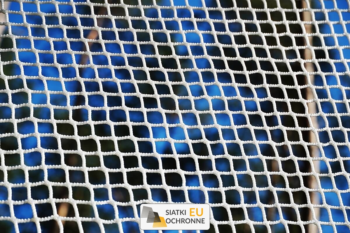   SiatkiOchronne.eu - Siatki sznurkowe: Sportowe udekoruj unikalnie przestrzeń Twojego dziecka 