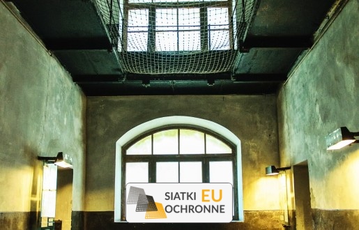 Siatki zabezpieczające wnęki na klatek schodowych podczas budowy i remontu SiatkiOchronne.eu - Siatki zabezpieczające wnęki na klatek schodowych podczas budowy i remontu