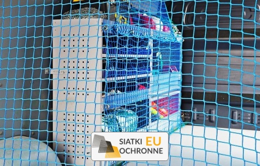   SiatkiOchronne.eu - Zabezpieczenie ładunku siatką na busie doka 
