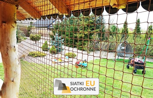   SiatkiOchronne.eu - Bezpieczna siatka ochronna dla dzieckiego domku na drzewie 