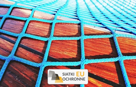   SiatkiOchronne.eu - Specjalistyczna, gruba siatka na basen przy domowym ogrodzie — dostosowywana na wymiar 