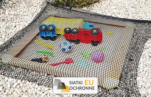   SiatkiOchronne.eu - Bezpieczna osłona dla piaskownicy dziecięcej 