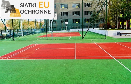   SiatkiOchronne.eu - Idealne uzupełnienie treningu tenisowego — Siatka absorbująca piłki 