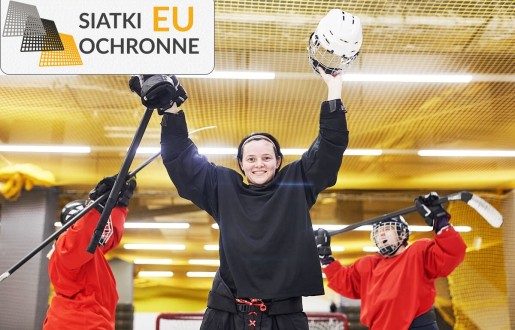 Ochronna siatka do zabezpieczania widowni na meczach hokejowych SiatkiOchronne.eu - Ochronna siatka do zabezpieczania widowni na meczach hokejowych