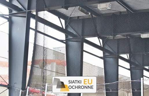   SiatkiOchronne.eu - Bezpieczny hokej dzięki siatkom zabezpieczającym lodowisko 