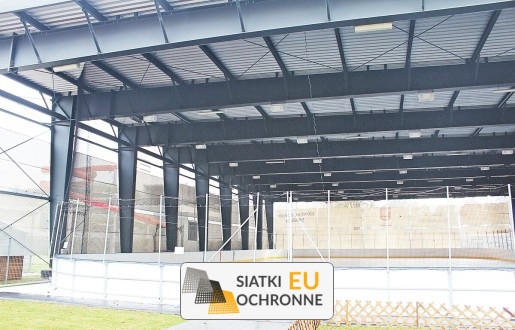 Mocna siatka - idealna ochrona na lodowiskach SiatkiOchronne.eu - Mocna siatka - idealna ochrona na lodowiskach