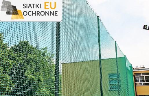 Sznurkowa siatka zabezpieczająca na boisko piłkarskie SiatkiOchronne.eu - Sznurkowa siatka zabezpieczająca na boisko piłkarskie