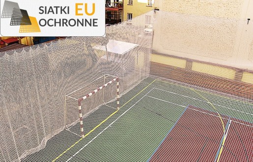   SiatkiOchronne.eu - Siatka sportowa na wymiar - idealna dla boisk szkolnych 