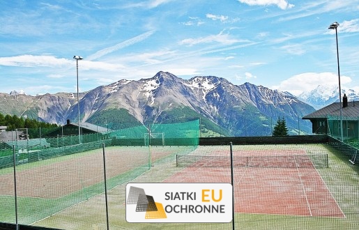   SiatkiOchronne.eu - Wysokiej jakości siatka do ograniczania boiska szkolnego 