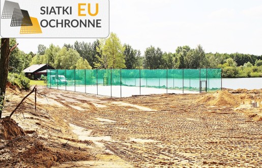 Siatkowe ogrodzenie do boiska, 4m wysokości z słupami, o rozmiarze oczek 10x10cm oraz grubości 6mm SiatkiOchronne.eu - Siatkowe ogrodzenie do boiska, 4m wysokości z słupami, o rozmiarze oczek 10x10cm oraz grubości 6mm