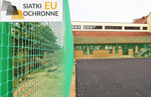   SiatkiOchronne.eu - 5-metrowe ogrodzenie z siatką i słupami, grubość siatki 5mm, rozmiar oczek 8x8cm 