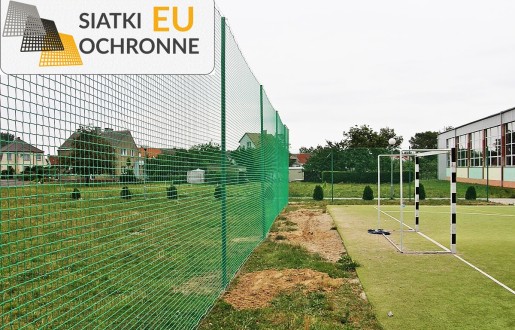 Zabezpiecz swoje boisko naszymi wytrzymałymi siatkami SiatkiOchronne.eu - Zabezpiecz swoje boisko naszymi wytrzymałymi siatkami