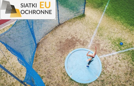   SiatkiOchronne.eu - Wysoka siatka grodzeniowa idealna dla boisk 