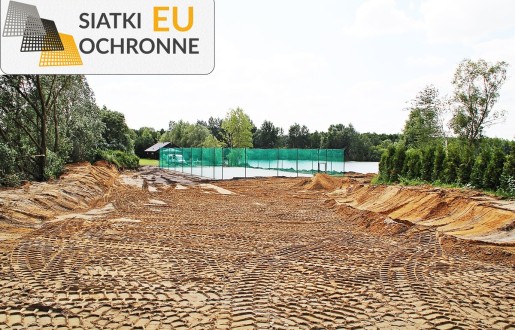 Siatkowe ogrodzenie boiskowe o wysokości 5m z słupami, siatką o oczkach 10x10cm i grubości 5mm SiatkiOchronne.eu - Siatkowe ogrodzenie boiskowe o wysokości 5m z słupami, siatką o oczkach 10x10cm i grubości 5mm