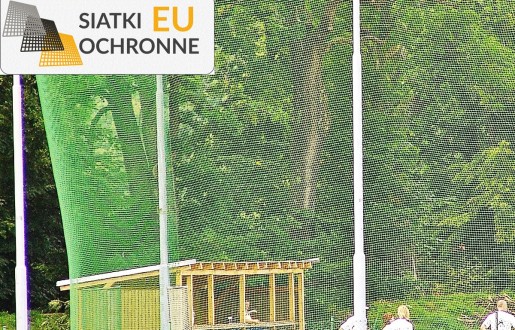   SiatkiOchronne.eu - Siatka polipropylenowa 10x10-4mm – doskonałe zabezpieczenie dla Twojego boiska 