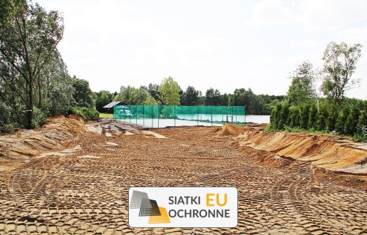   SiatkiOchronne.eu - Siatka grodzeniowa do boiska o dużej wysokości 