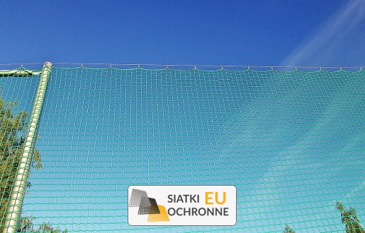   SiatkiOchronne.eu - SIatka do wysokiego grodzenia boiska 