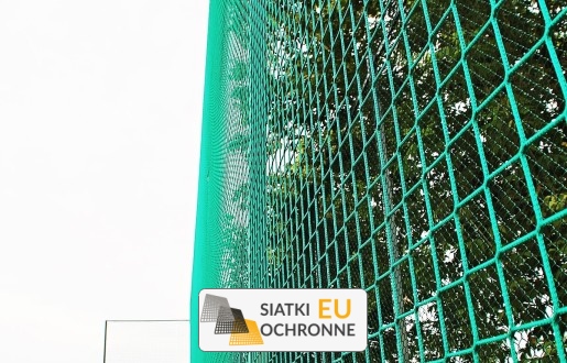   SiatkiOchronne.eu - Zabezpiecz swoje boisko dzięki trwałym i wytrzymałym siatkom 