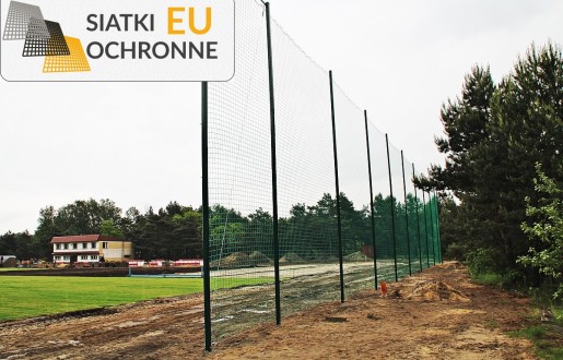 Trwałe i ekonomiczne siatki do piłki — idealne rozwiązanie dla miejskich boisk szkolnych SiatkiOchronne.eu - Trwałe i ekonomiczne siatki do piłki — idealne rozwiązanie dla miejskich boisk szkolnych