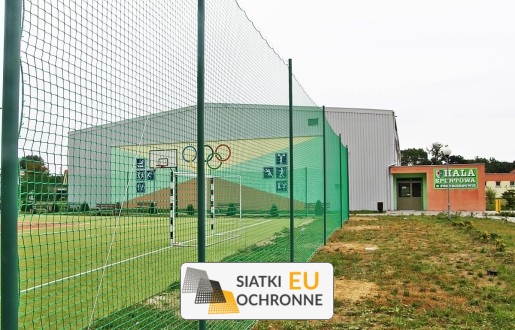 Siatka zabezpieczająca na boisko typu orlik SiatkiOchronne.eu - Siatka zabezpieczająca na boisko typu orlik
