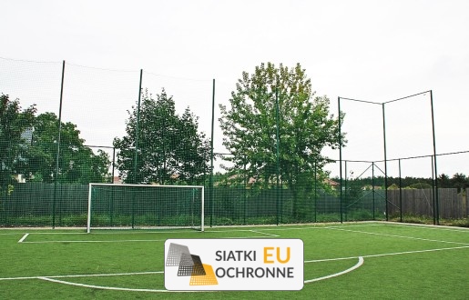   SiatkiOchronne.eu - Siatka ochronna na boisko typu orlik 