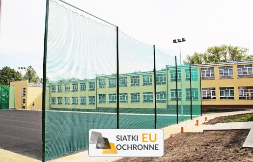   SiatkiOchronne.eu - Siatka na orlika - Idealna jako piłkochwyt 