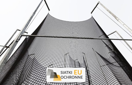   SiatkiOchronne.eu - Wytrzymała siatka do bezpiecznego łapania piłek sportowych 