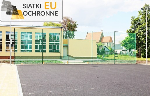 Gruby sznurkowy system zabezpieczający boiska SiatkiOchronne.eu - Gruby sznurkowy system zabezpieczający boiska