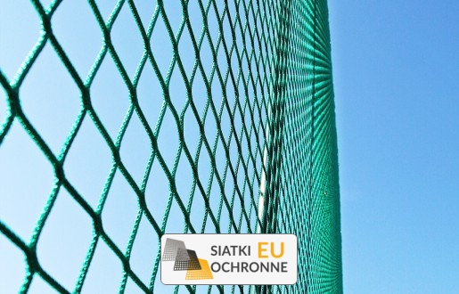   SiatkiOchronne.eu - Wytrzymała siatka do piłkochwytu 